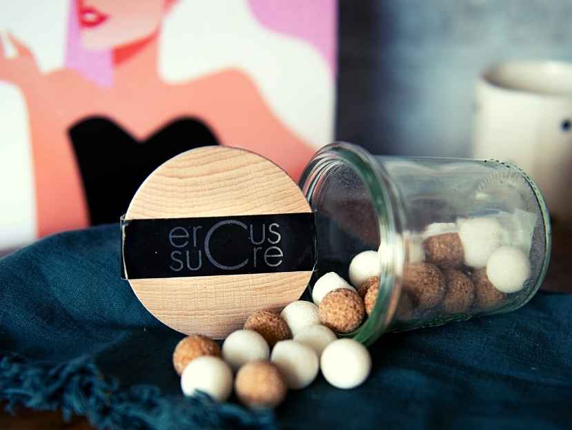 Madalyn et Rose French subscription box containing Sugar balls from Ercus