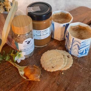 French coffee gift set including artisanal coffee, butter biscuits, and salted caramel in a deluxe box.